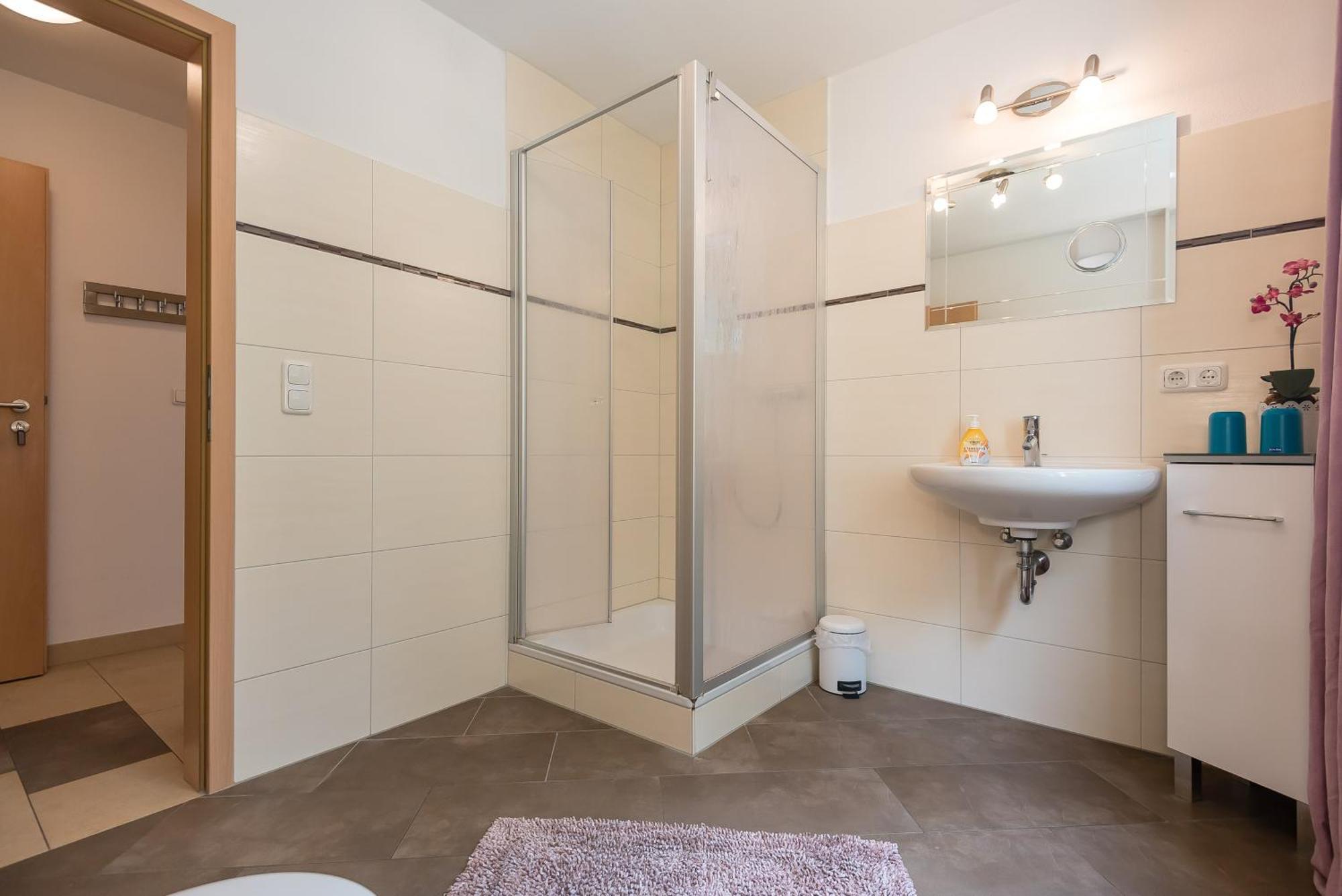 Apartmenthaus Am Erlbach * Buch am Erlbach