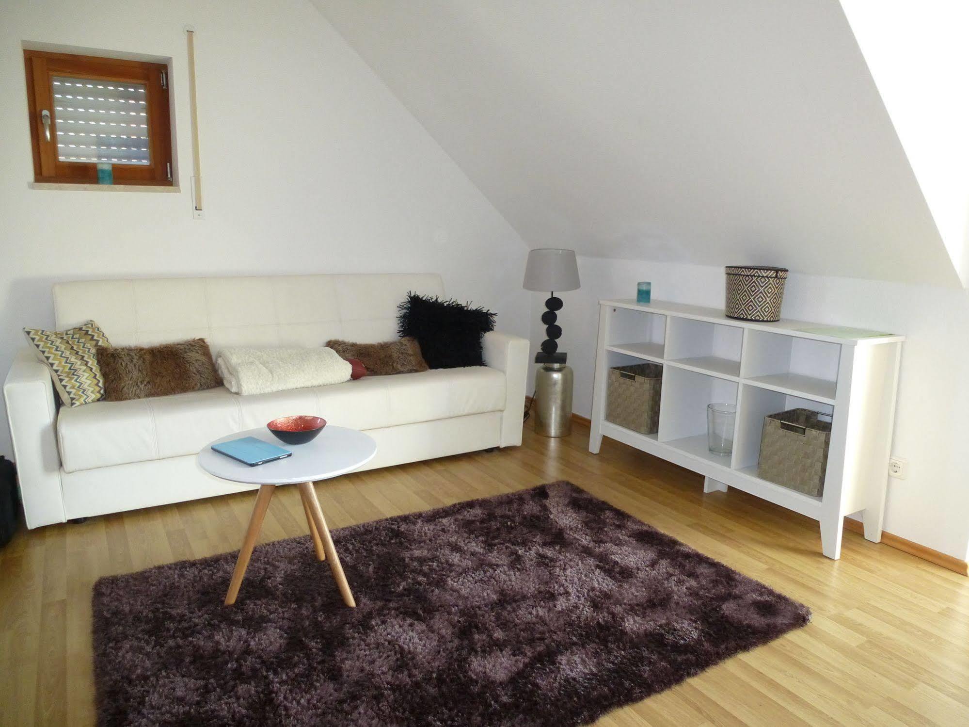 Apartmenthaus Am Erlbach Apartment Buch am Erlbach